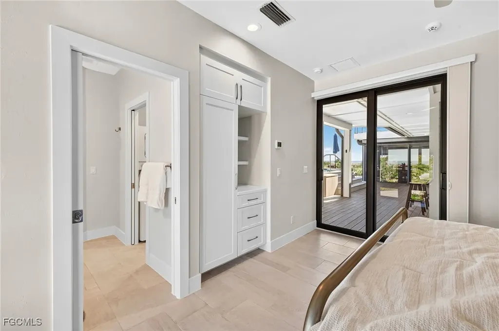 5079 Joewood Drive Sanibel FL 33957