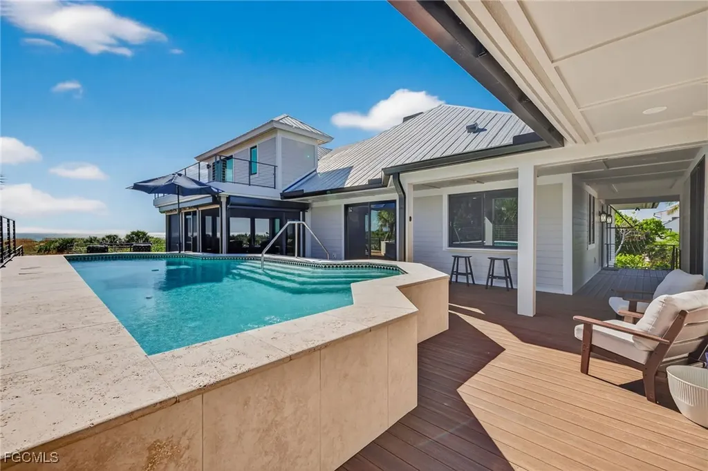 5079 Joewood Drive Sanibel FL 33957