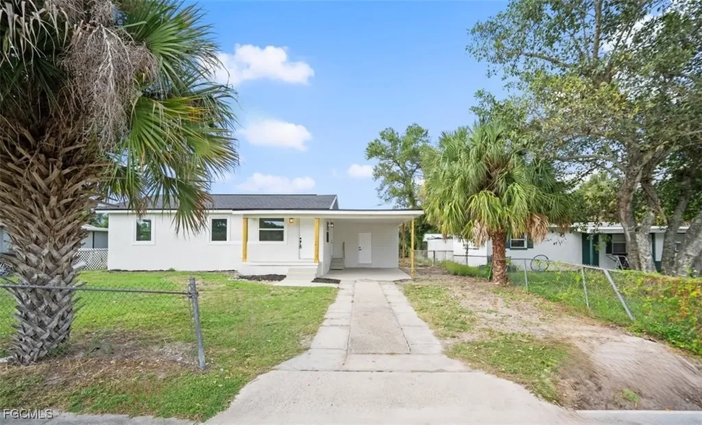 1644 Pawnee Street Fort Myers FL 33916