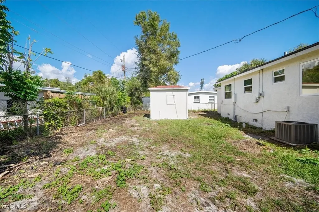 1644 Pawnee Street Fort Myers FL 33916