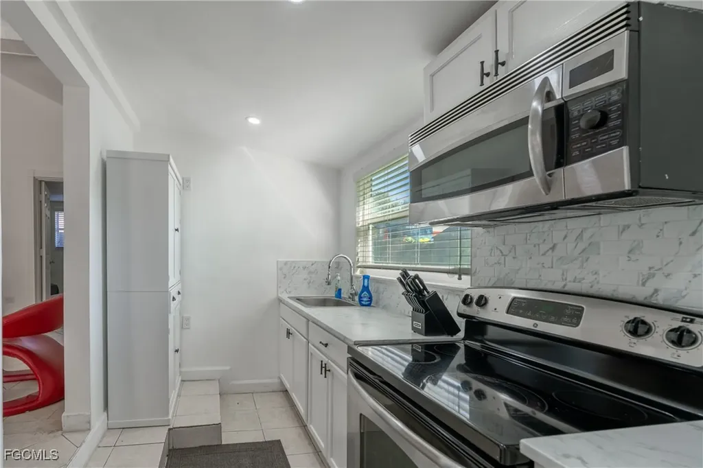 947 NE 149 Street Miami FL 33161