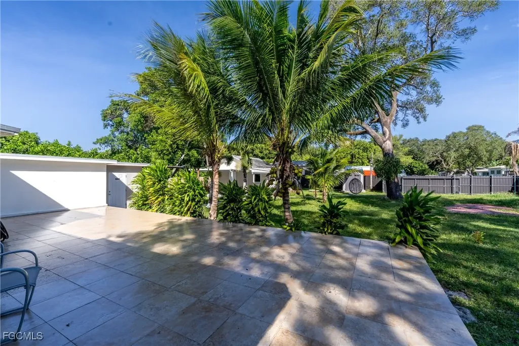947 NE 149 Street Miami FL 33161