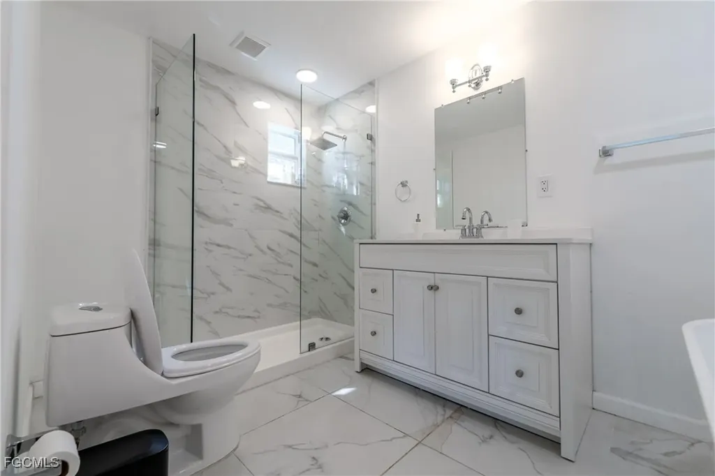 947 NE 149 Street Miami FL 33161