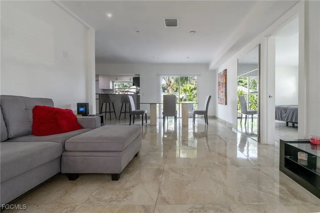 947 NE 149 Street Miami FL 33161