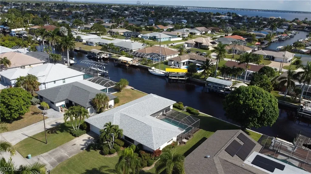 3117 SE 19th Avenue Cape Coral FL 33904