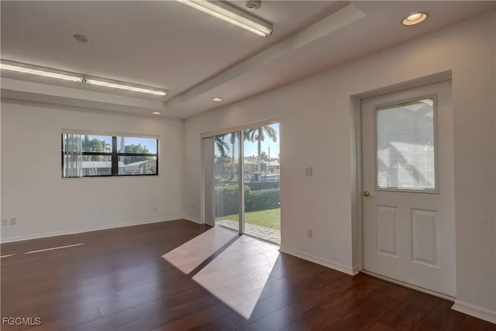 3117 SE 19th Avenue Cape Coral FL 33904