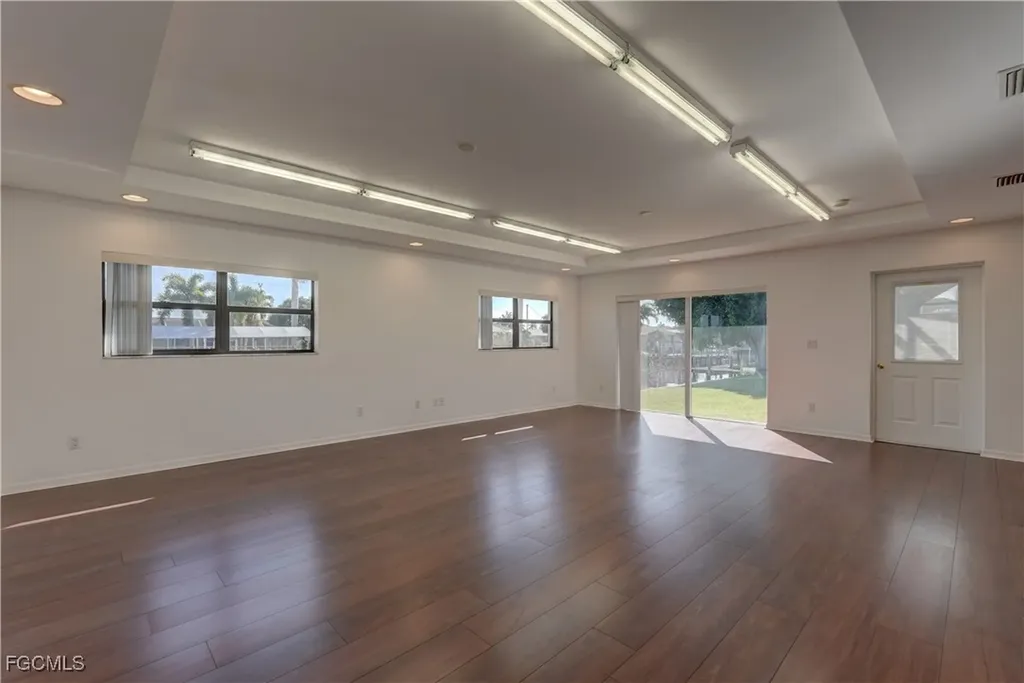 3117 SE 19th Avenue Cape Coral FL 33904