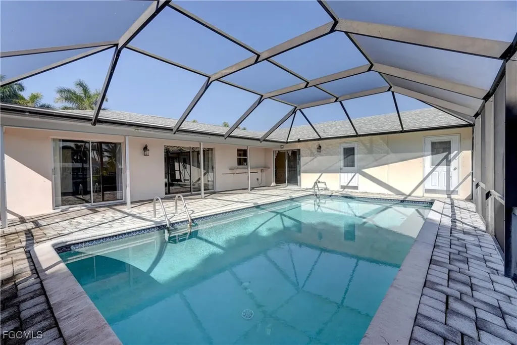 3117 SE 19th Avenue Cape Coral FL 33904