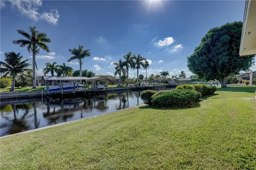 3117 SE 19th Avenue Cape Coral FL 33904