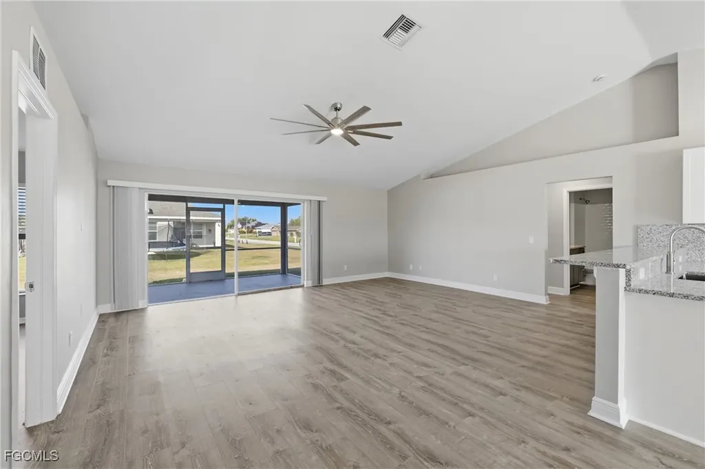 409 NE 25th Terrace Cape Coral FL 33909