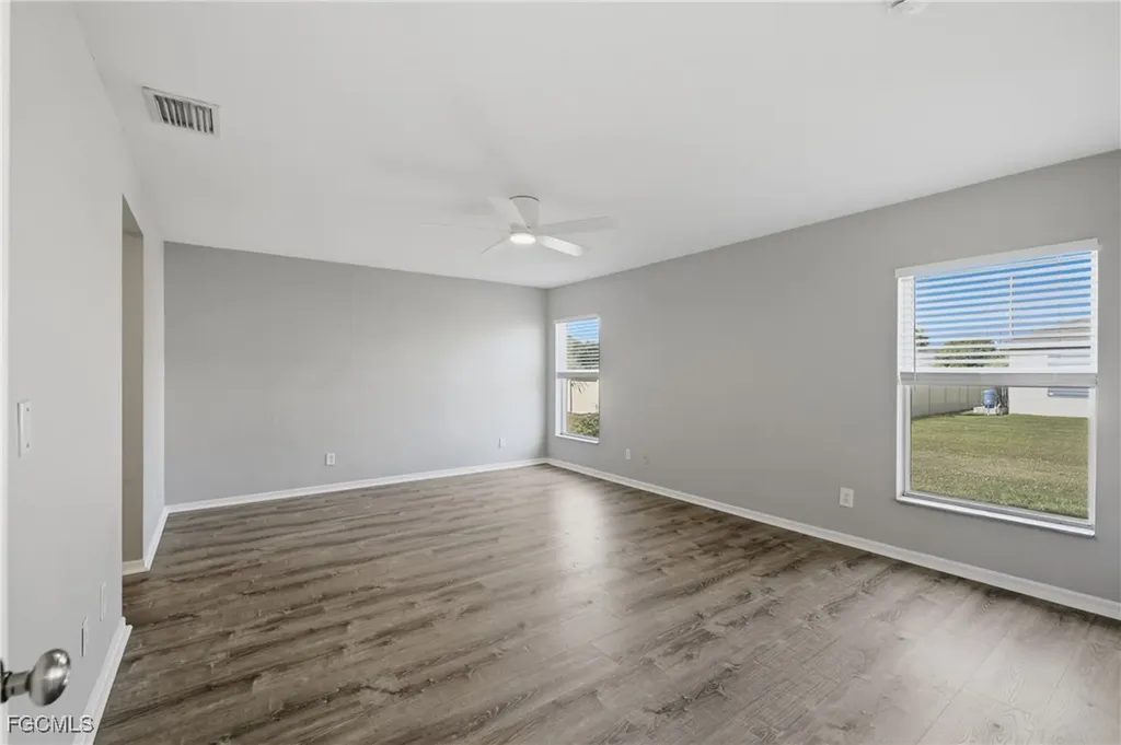 409 NE 25th Terrace Cape Coral FL 33909