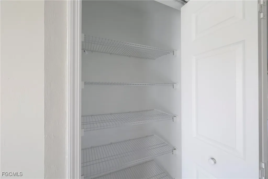 409 NE 25th Terrace Cape Coral FL 33909