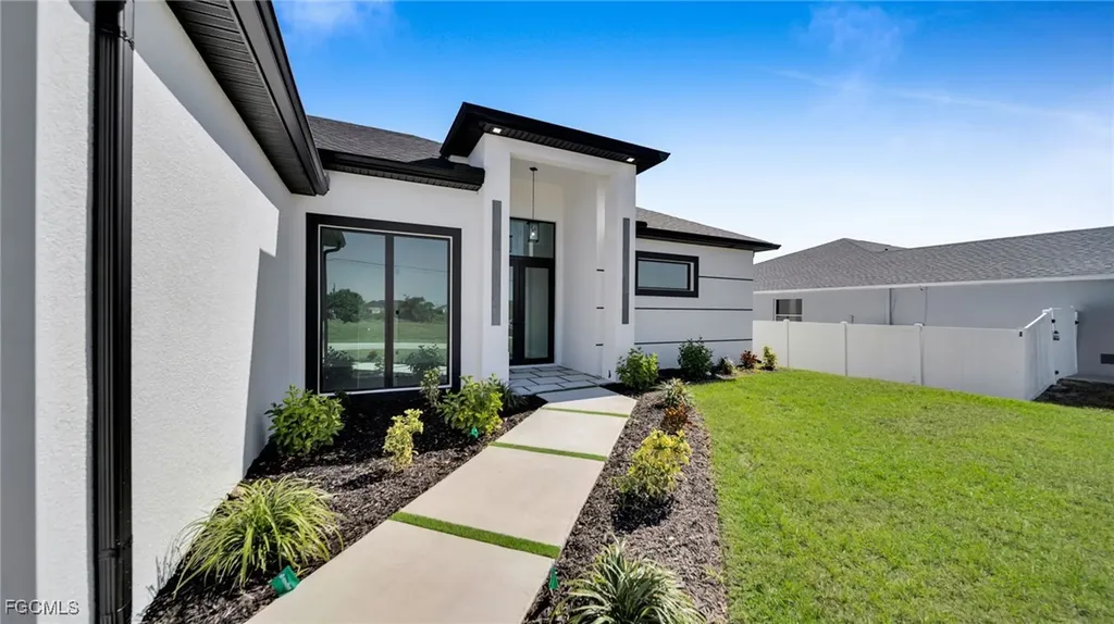 1325 NW 13th Place Cape Coral FL 33993