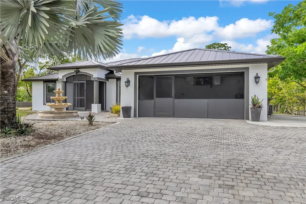 909 Williams Avenue Lehigh Acres FL 33972