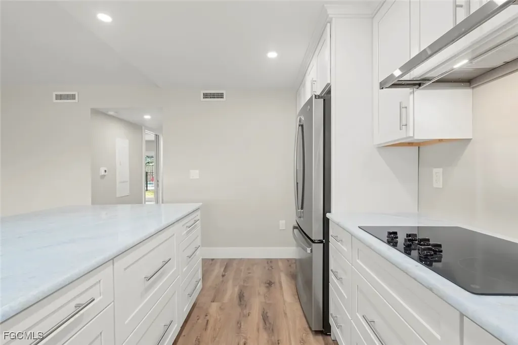 1610 Middle Gulf Drive Sanibel FL 33957