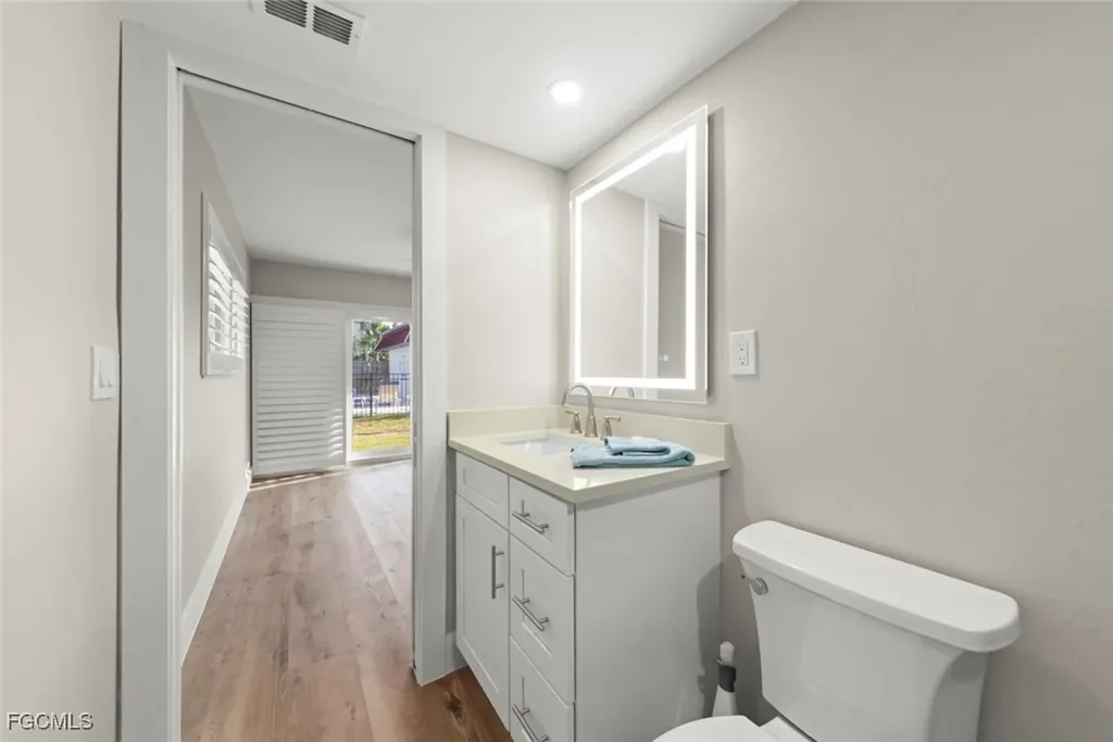 1610 Middle Gulf Drive Sanibel FL 33957