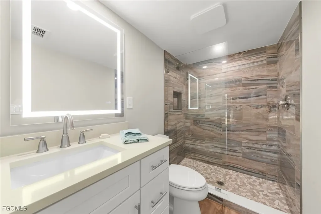 1610 Middle Gulf Drive Sanibel FL 33957