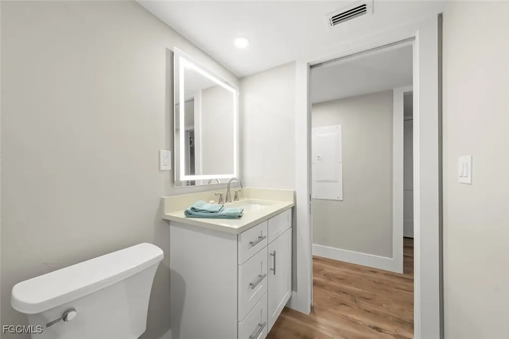 1610 Middle Gulf Drive Sanibel FL 33957