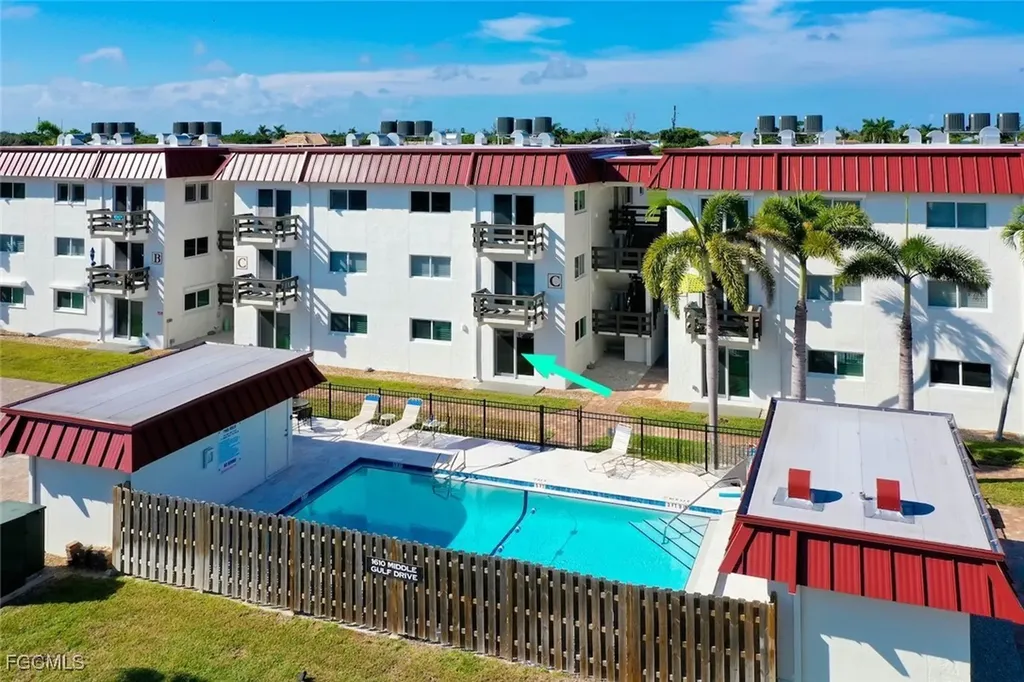 1610 Middle Gulf Drive Sanibel FL 33957