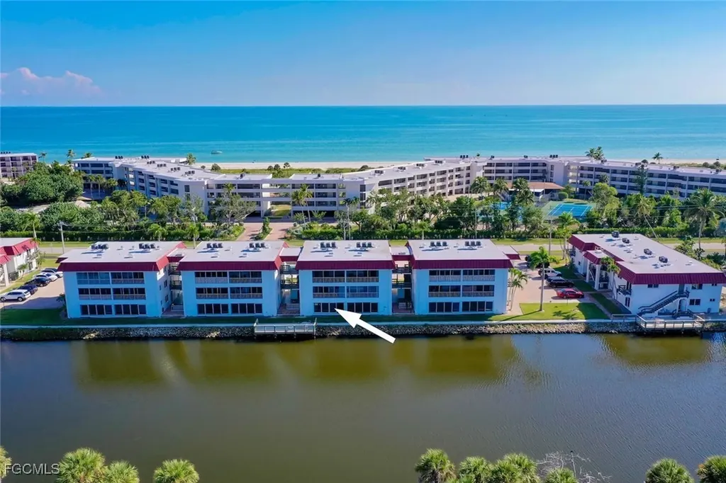 1610 Middle Gulf Drive Sanibel FL 33957