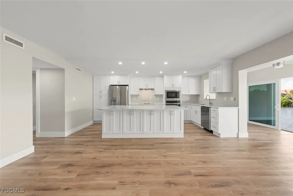 1610 Middle Gulf Drive Sanibel FL 33957