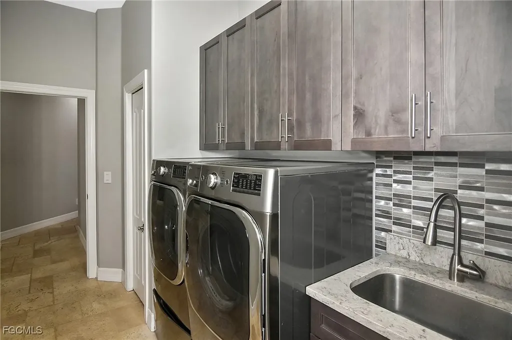 11066 Seminole Palm Way Fort Myers FL 33966