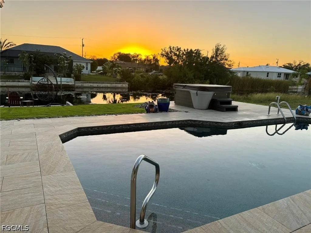 219 SE 1st Place Cape Coral FL 33990