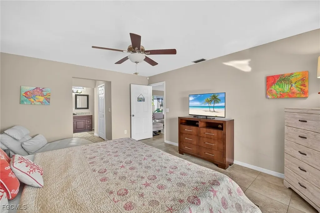 219 SE 1st Place Cape Coral FL 33990