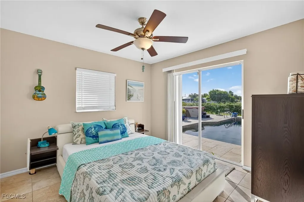 219 SE 1st Place Cape Coral FL 33990
