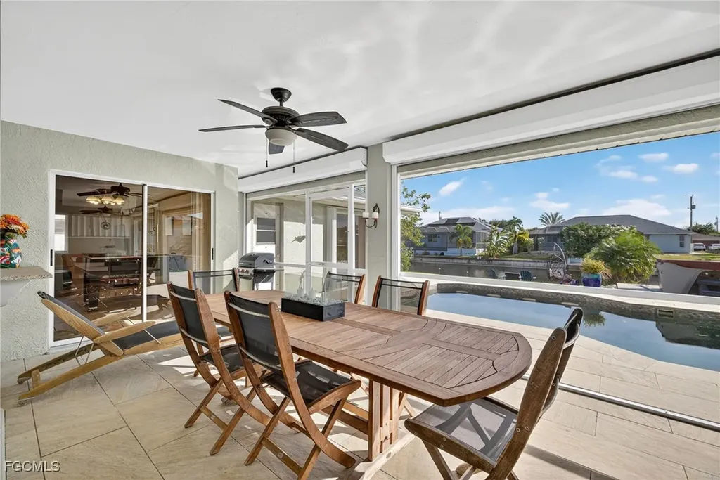 219 SE 1st Place Cape Coral FL 33990