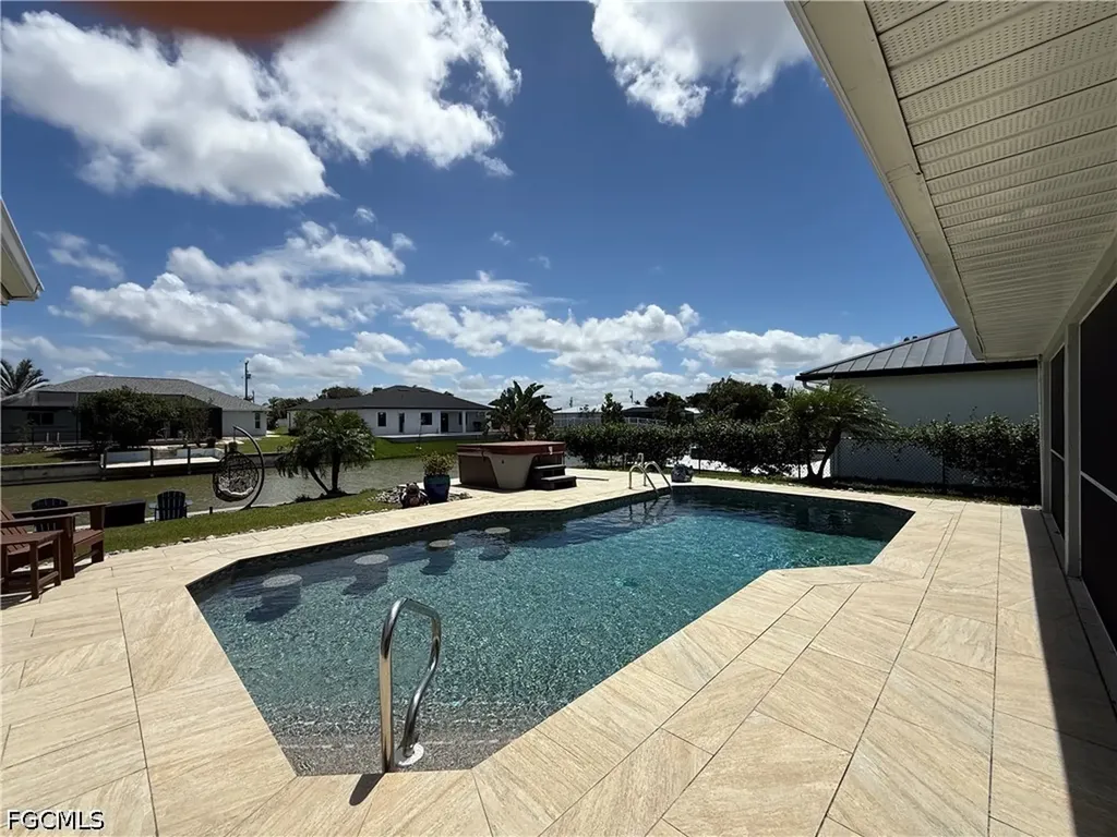 219 SE 1st Place Cape Coral FL 33990