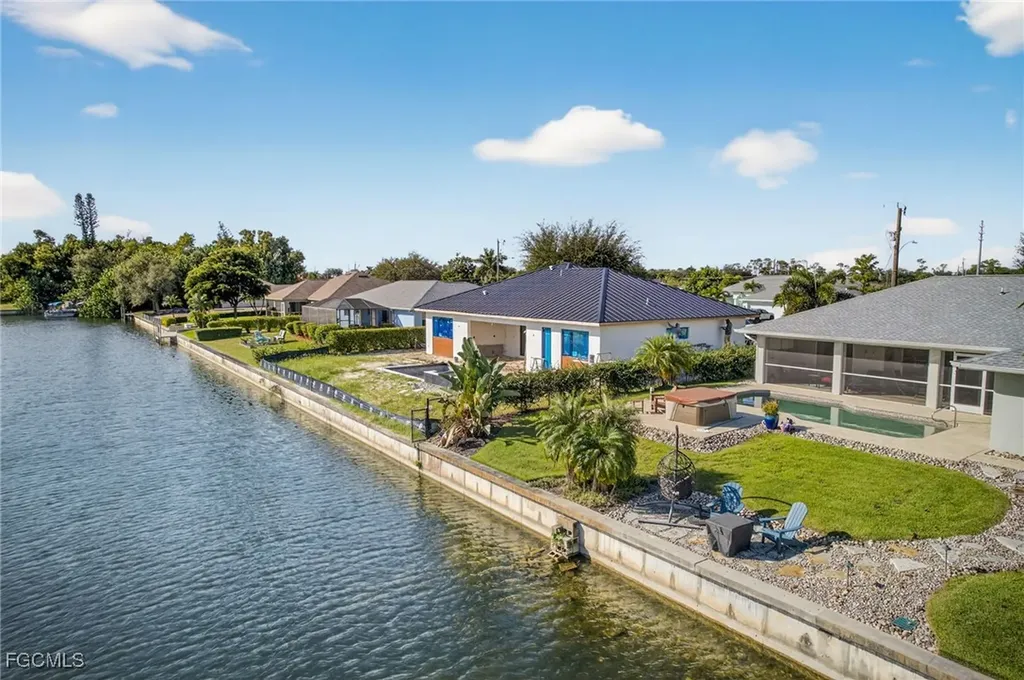 219 SE 1st Place Cape Coral FL 33990