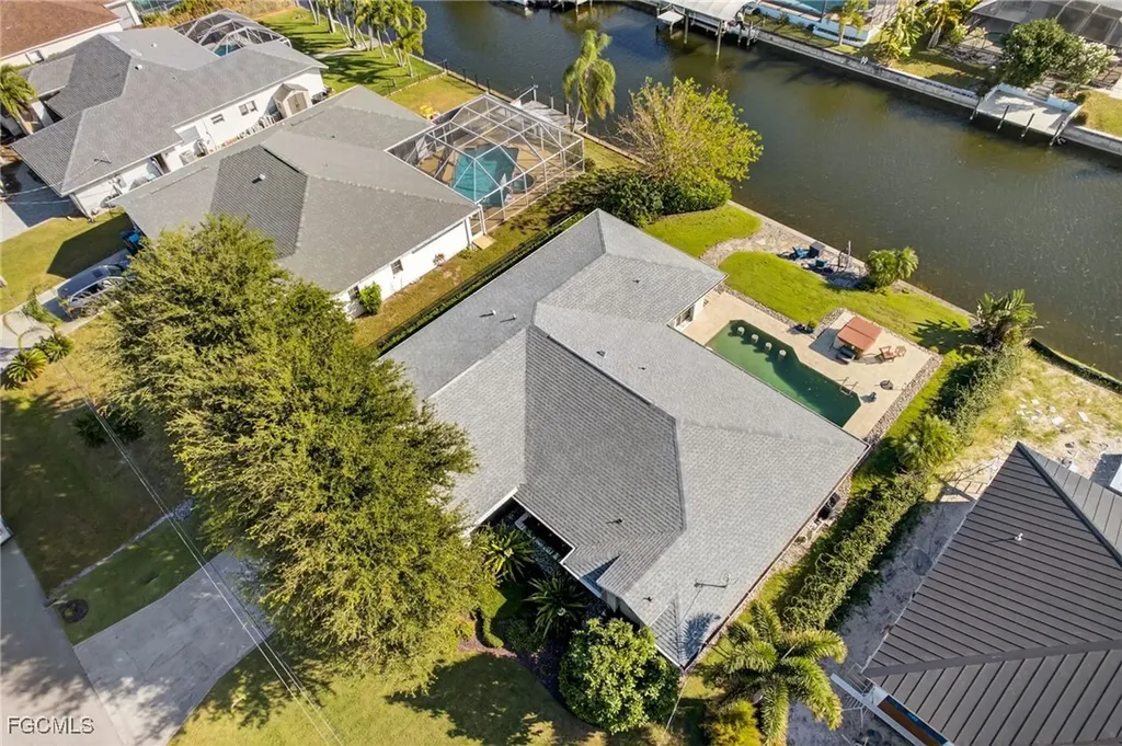 219 SE 1st Place Cape Coral FL 33990