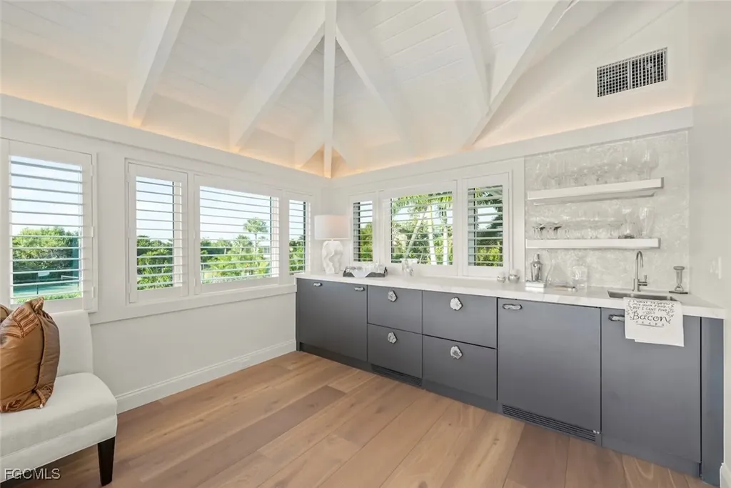 5145 Joewood Drive Sanibel FL 33957