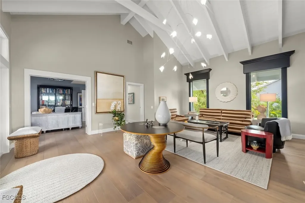 5145 Joewood Drive Sanibel FL 33957