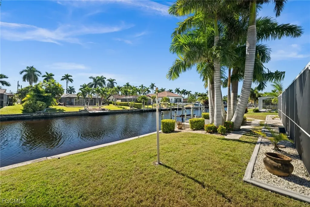 146 SW 51st Street Cape Coral FL 33914