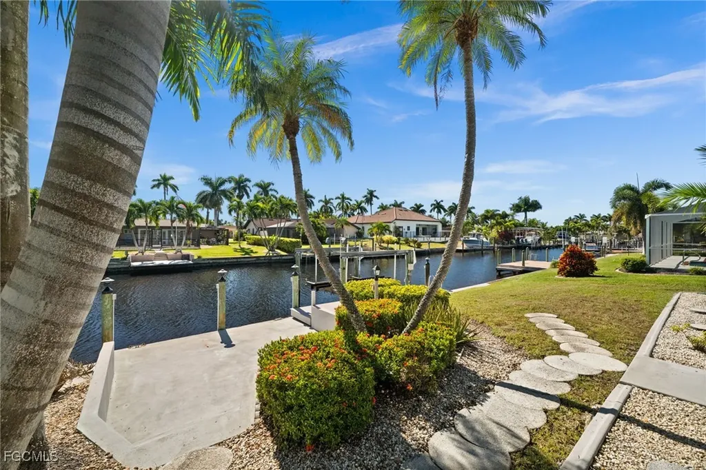 146 SW 51st Street Cape Coral FL 33914