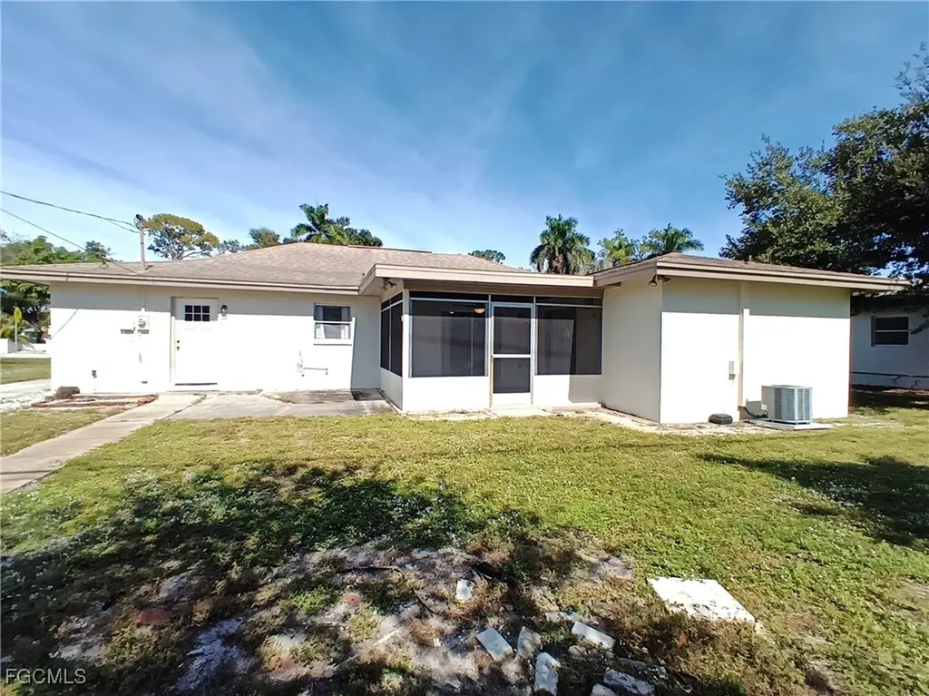 1848 Winkler Avenue Fort Myers FL 33901