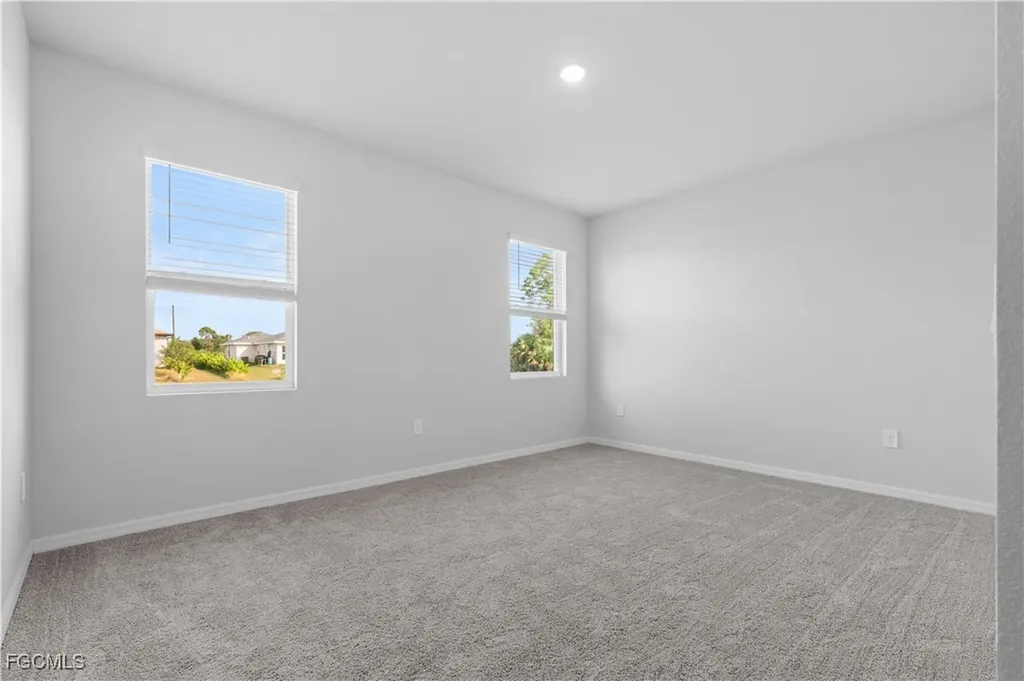 3901 NE 19th Avenue Cape Coral FL 33909