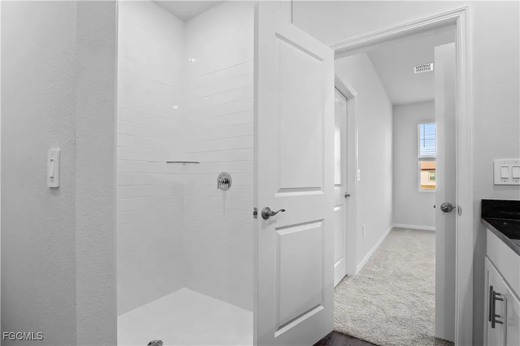 3901 NE 19th Avenue Cape Coral FL 33909