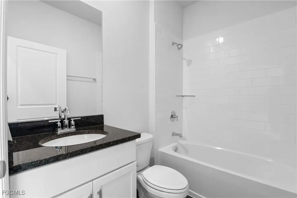 3901 NE 19th Avenue Cape Coral FL 33909