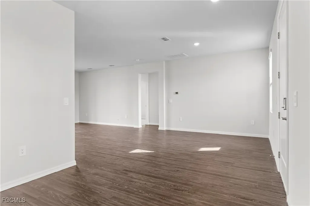 3901 NE 19th Avenue Cape Coral FL 33909