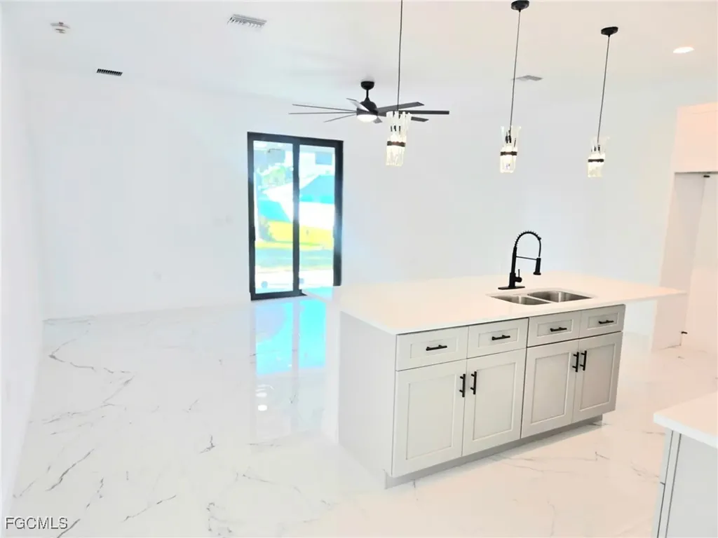 3248 Franklin Street Fort Myers FL 33916