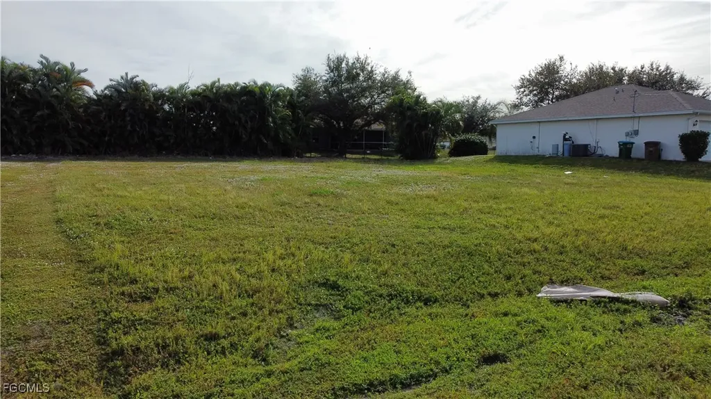 2226 NE 15th Terrace Cape Coral FL 33909