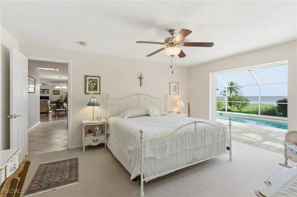 3527 SE 22nd Place Cape Coral FL 33904