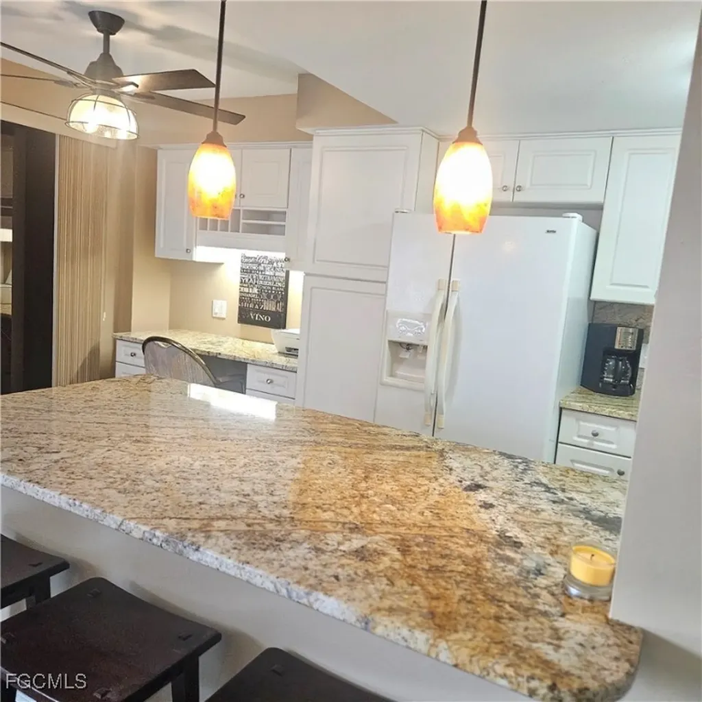 4807 Sunset Court Cape Coral FL 33904