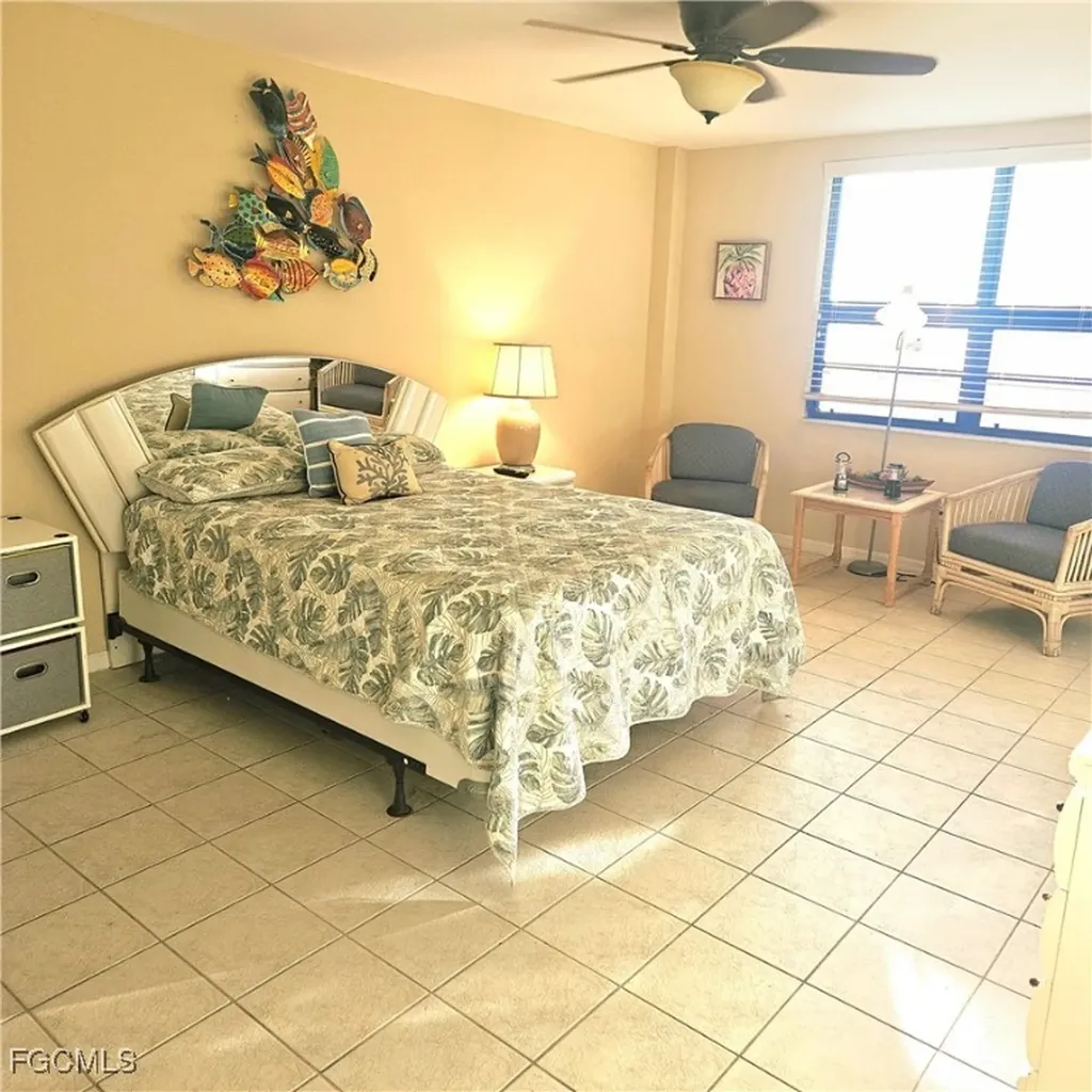 4807 Sunset Court Cape Coral FL 33904
