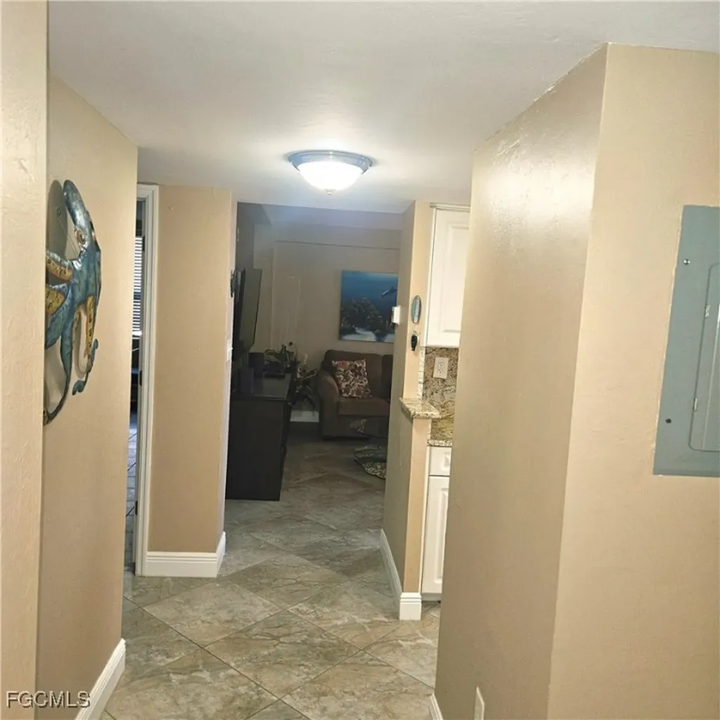 4807 Sunset Court Cape Coral FL 33904
