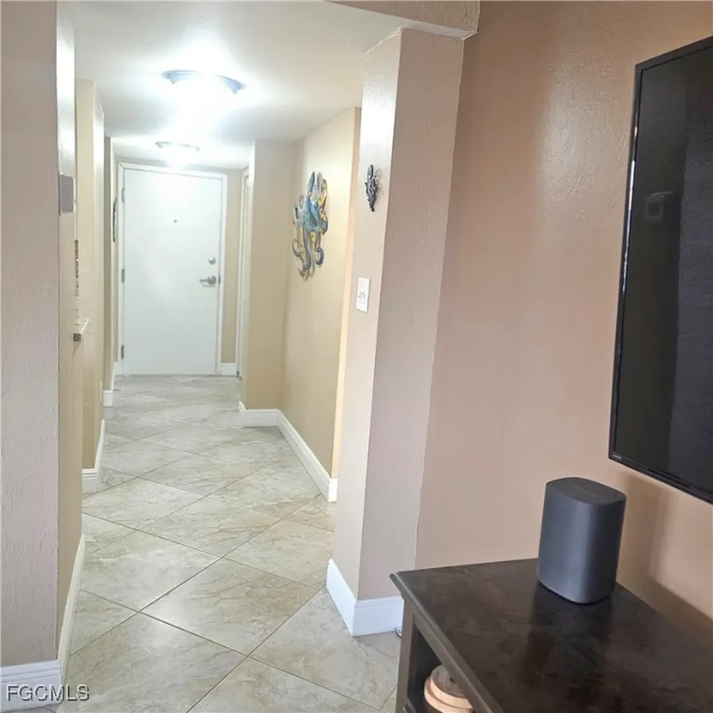 4807 Sunset Court Cape Coral FL 33904