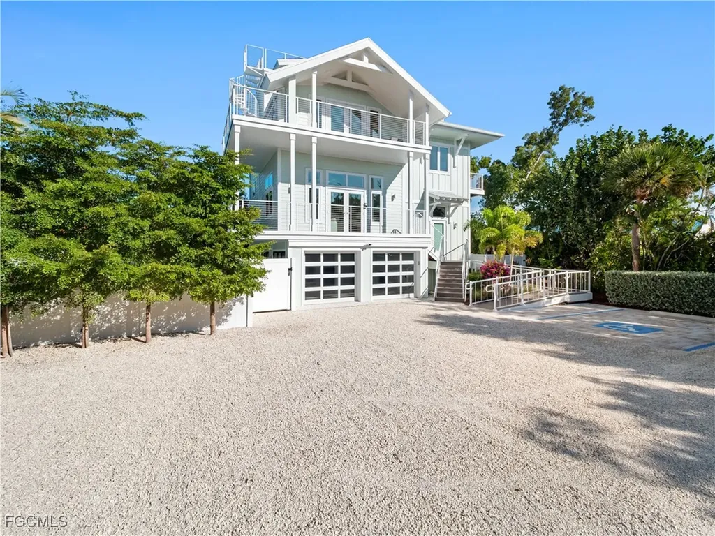 2480 Library Way Sanibel FL 33957